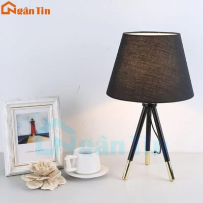 Đèn để bàn 3 chân làm việc phòng ngủ DB3032 Ngân Tin (Tặng kèm một bóng Led Bulb 9W ánh sáng vàng)