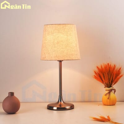 den-de-ban-lam-viec-doc-sach-phong-khach-phong-ngu-db3080-ngan-tin