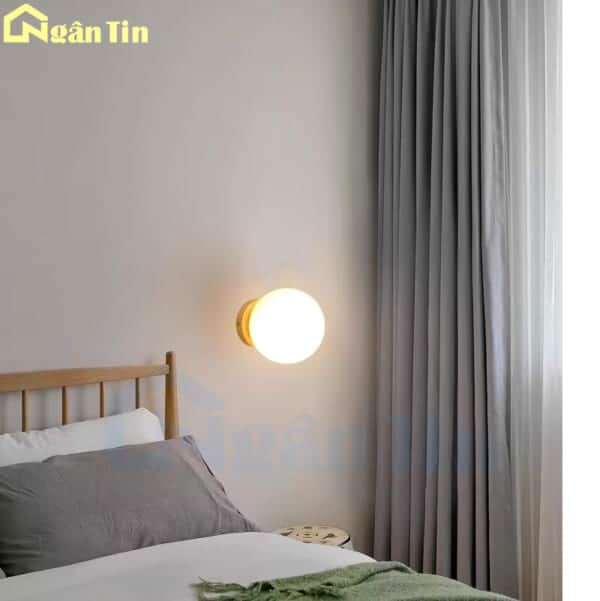 den treo tuong gan tuong cau thang phong khach led 3 mau vk107 ngan tin 3