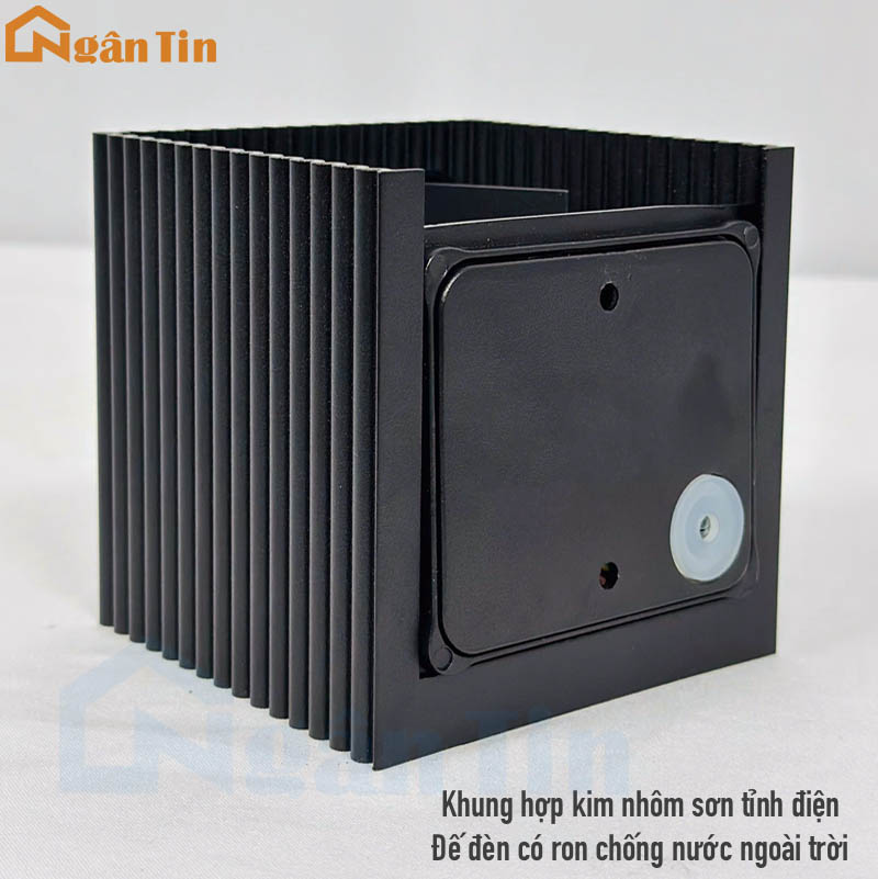 den hat tuong treo tuong ngoai troi trang tri trong nha cau thang 220v vnt2215 ngan tin 8